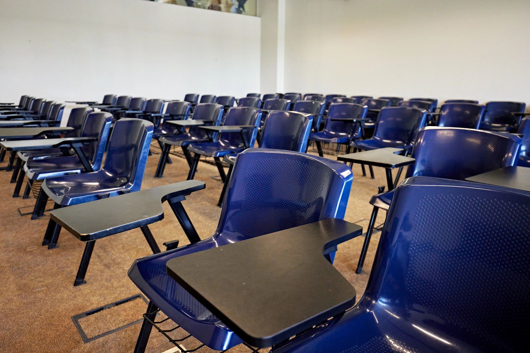 Contemporary Classroom Arrangement